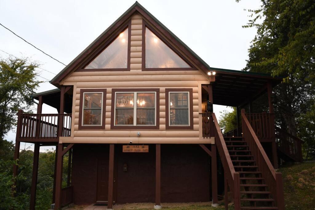 Bear Country Cabin Севьервилл Экстерьер фото
