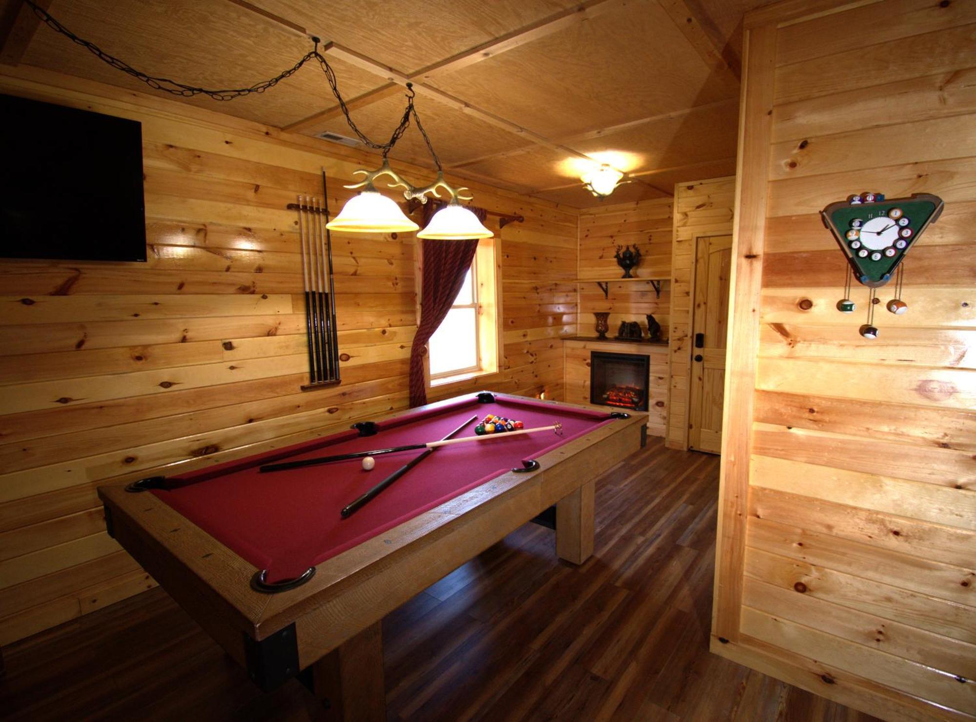 Bear Country Cabin Севьервилл Экстерьер фото